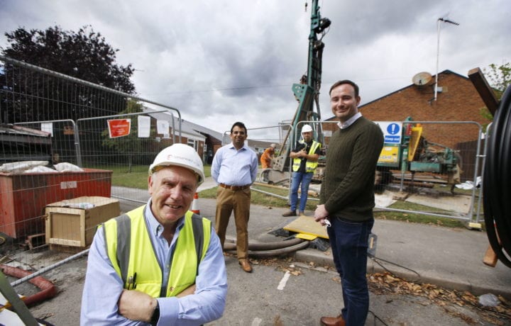 Richard Tams (Project Manager, Kensa Contracting), Cllr Tom Hayes (Oxford City Council), Rajat Gupta (Researcher, Oxford Brookes University), Donatas Zvigaitis (Site Manager, Kensa Contracting)